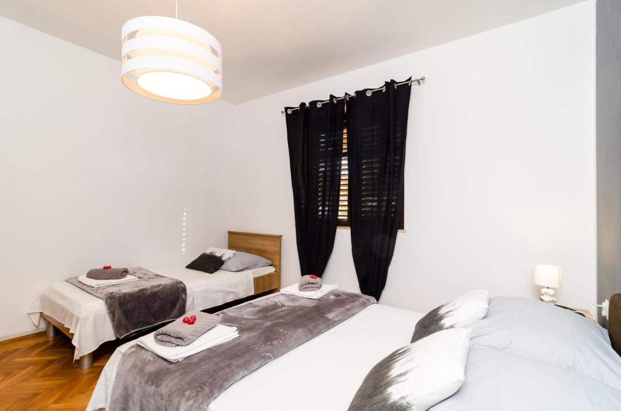 Apartment Eulalija ドゥブロブニク エクステリア 写真